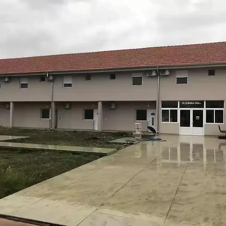 Smestaj Sobe Di Uno